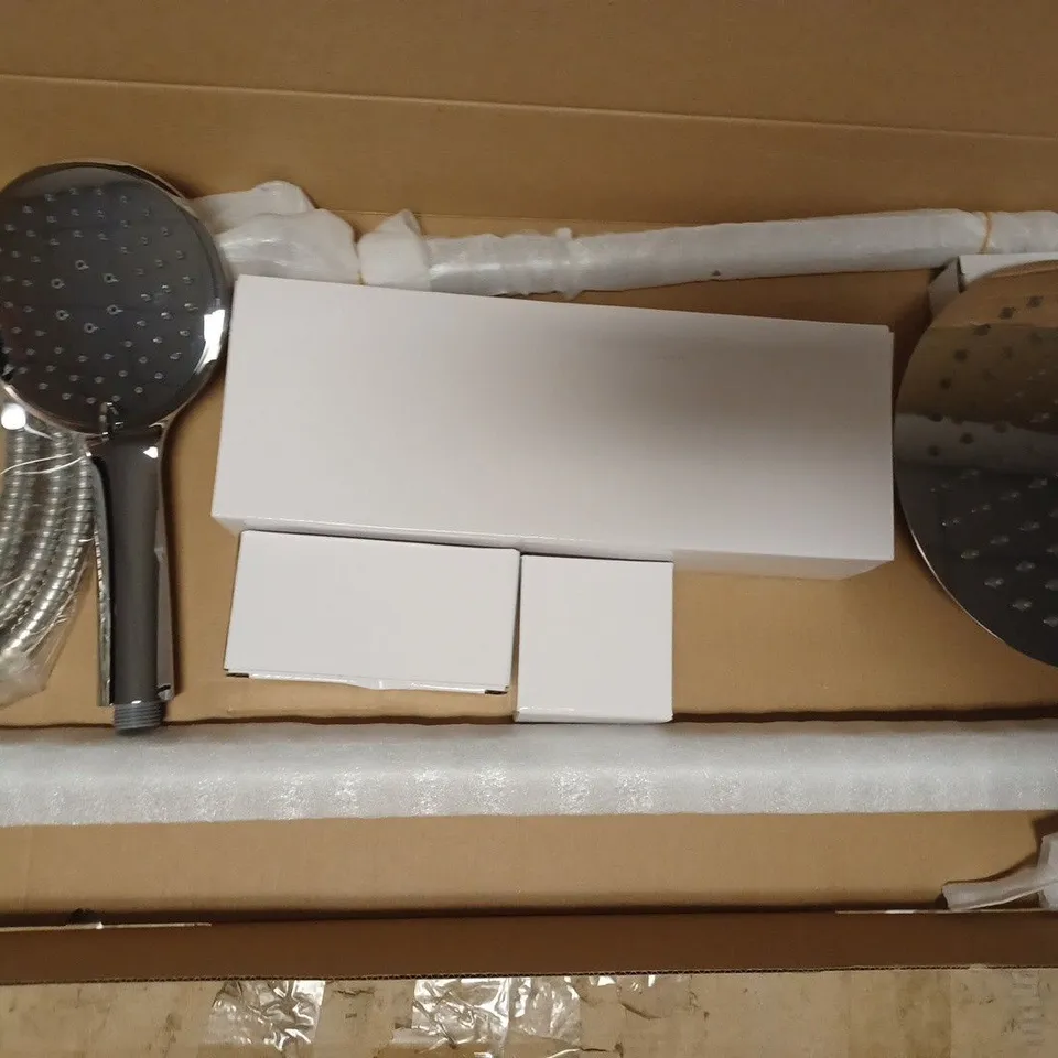 BOXED UNBRANDED LYT-09B THERMOSTATIC MIXER SHOWER