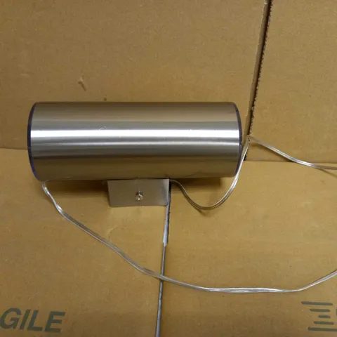 SOLAR CENTRE SS9960 CHESTER UP AND DOWN SOLAR WALL LIGHT