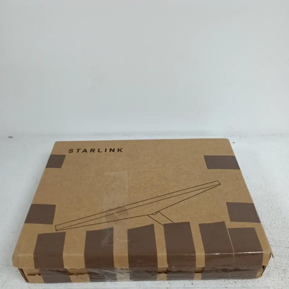 STARLINK SATELLITE INTERNET KIT – DISH/ANTENNA ASSEMBLY WITH MOUNTING BRACKET (BOXED)