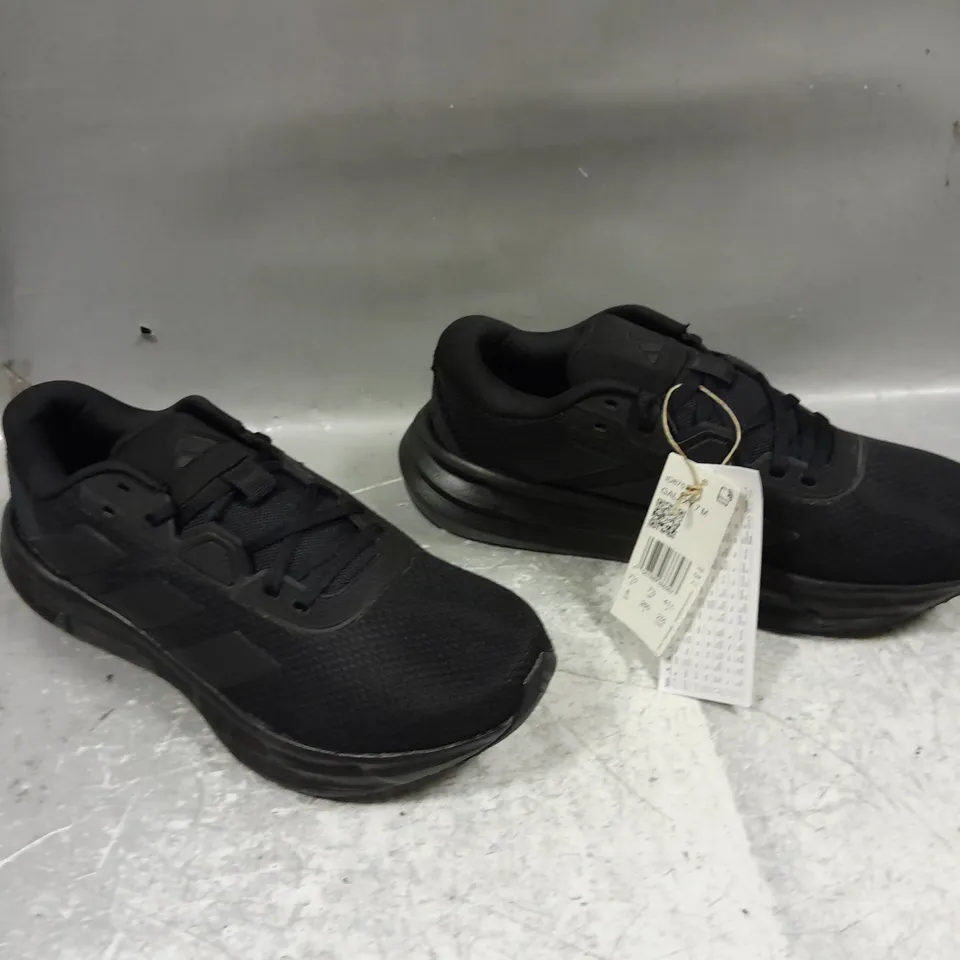 UNBOXED PAIR OF ADIDAS ORTHOLITE GALAXY 7 MENS BLACK UK 7.5 