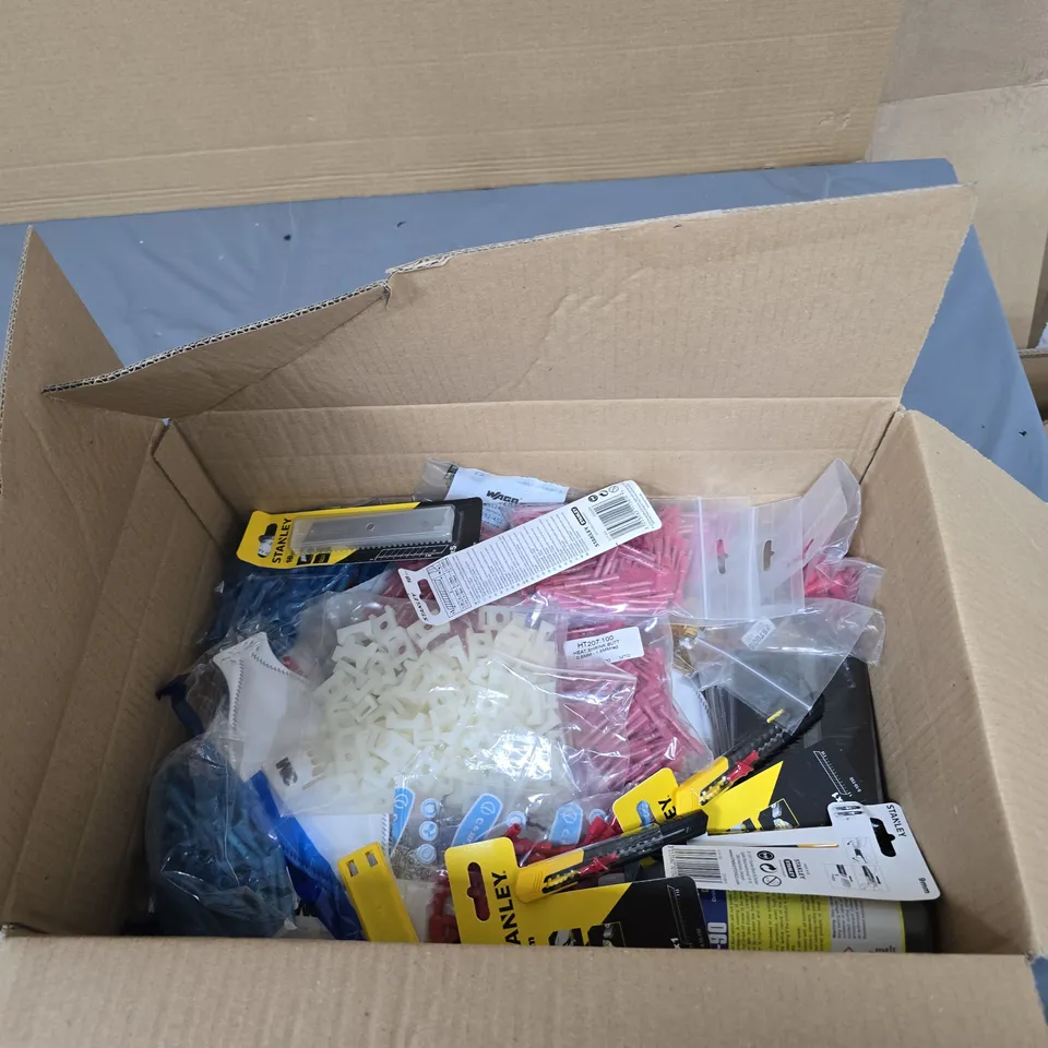 ASSORTED HARDWARE COMPONENTS KIT – ZIP TIES, CABLE FASTENERS, CONNECTORS; STANLEY BLADE PACKAGING ASSORTED BOX OF LARGE QUANTITY OF DIY ACCESSORIES