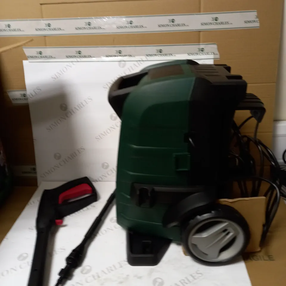 BOSCH UNIVERSAL AQUATAK 135 PRESSURE WASHER