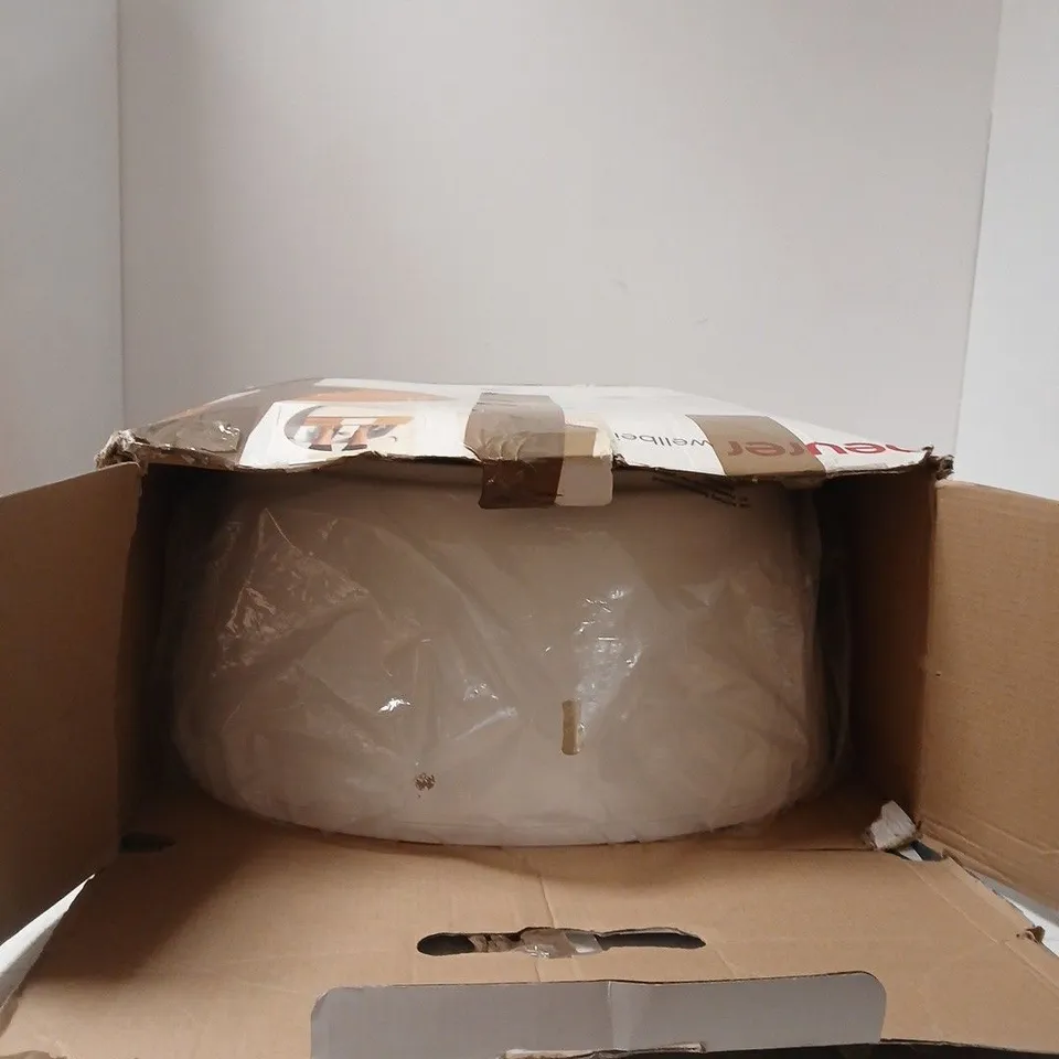 BEURER FOOT SPA MASSAGER – BOXED AND SEALED 
