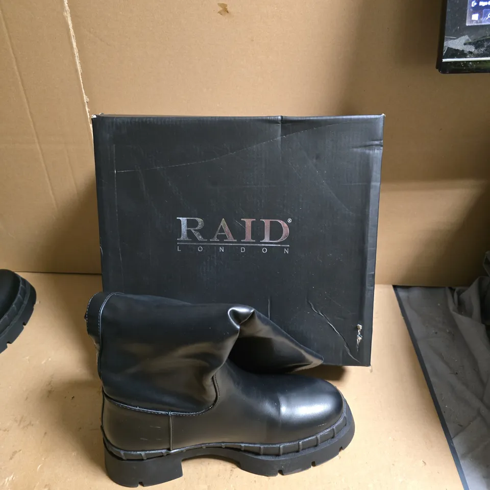 RAID LONDON WOMEN'S KNEE-HIGH BOOT – BLACK - UK SIZE 5 