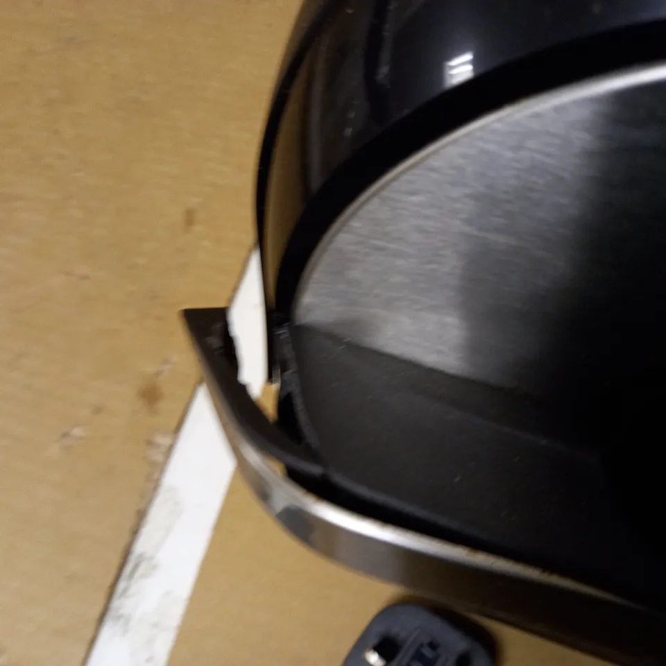 NINJA FOODI MAX HEALTH GRILL AND AIR FRYER