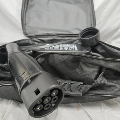 Round 7-pin trailer electrical connector – with carry case 