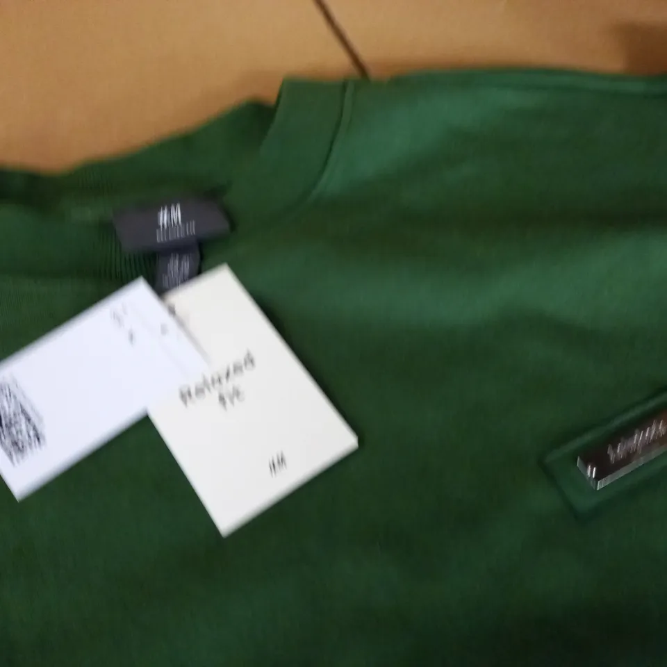 H&M RELAXED FIT GREEN JUMPER - XL