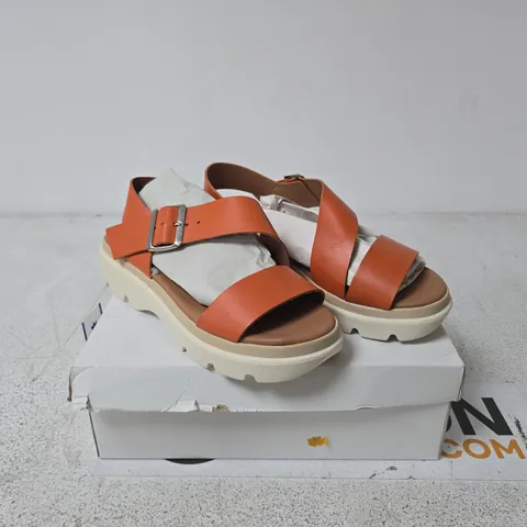 LOTUS UK 6 LUANA ULP350 ORANGE SANDALS – EU 40