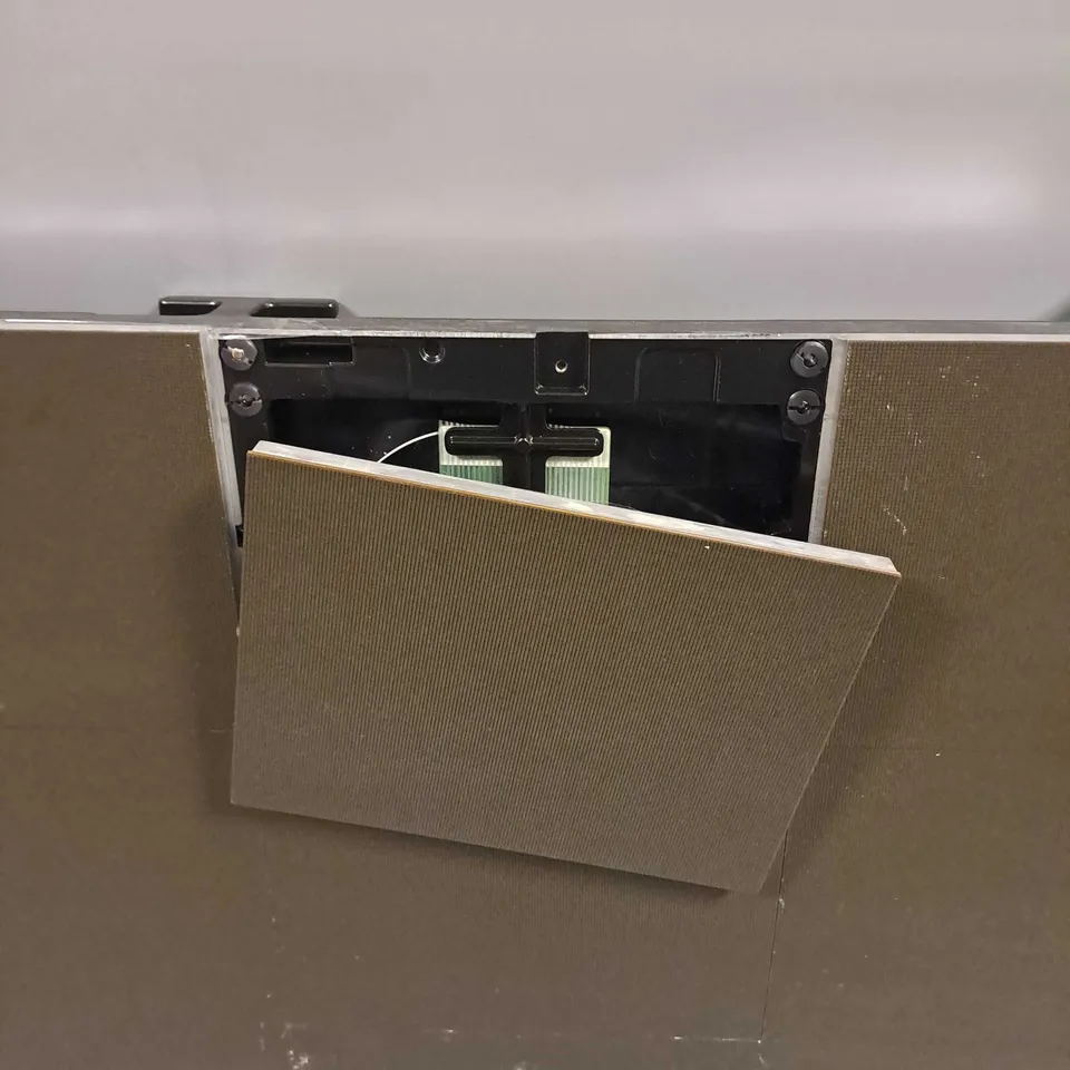 BOXED SAMSUNG COLOUR DISPLAY UNIT IF012J - COLLECTION ONLY