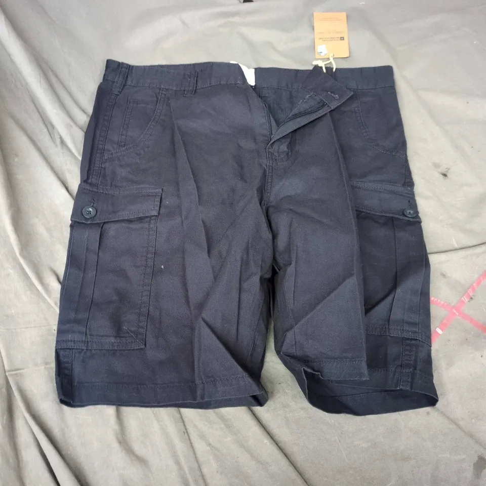 MOUNTAIN WAREHOUSE NAVY CARGO SHORTS – MEN'S, WAIST 32 (UK 32)