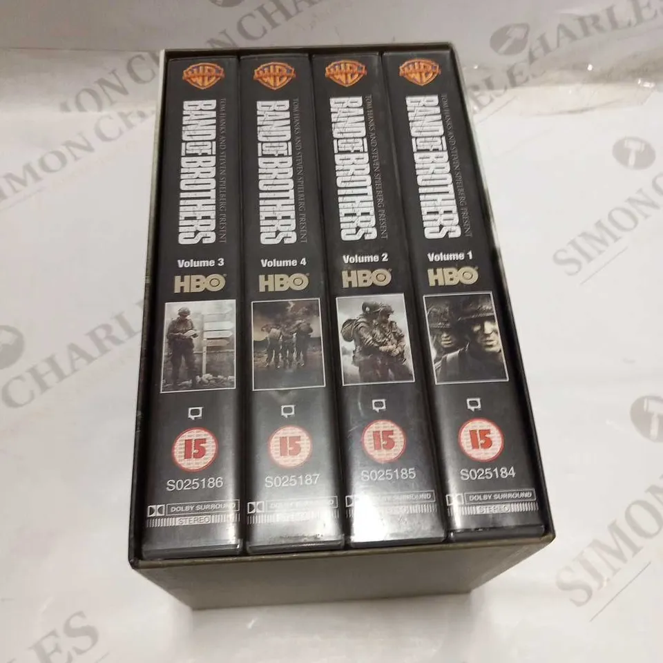 BOXED BAND OF BROTHERS THE COMPLETE SERIES AND COMMEMORATIVE GIFT SET ON VHS