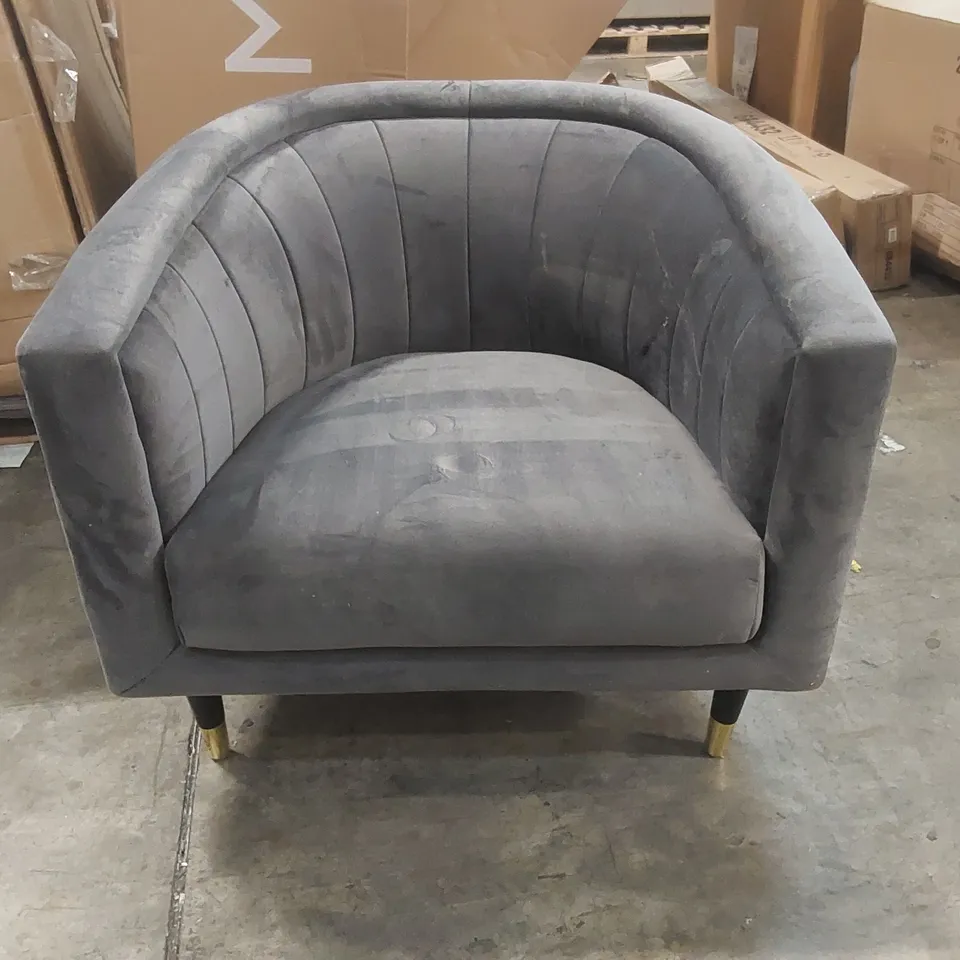 QUALITY DESIGNER VELVET TUB CHAIR