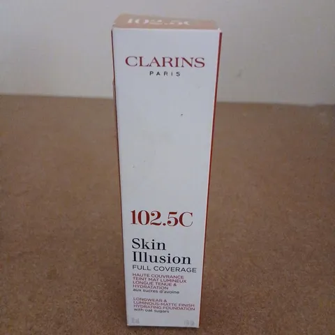 BOXED CLARINS PARIS 102.5C SKIN ILLUSION FULL COVERAGE 30ML