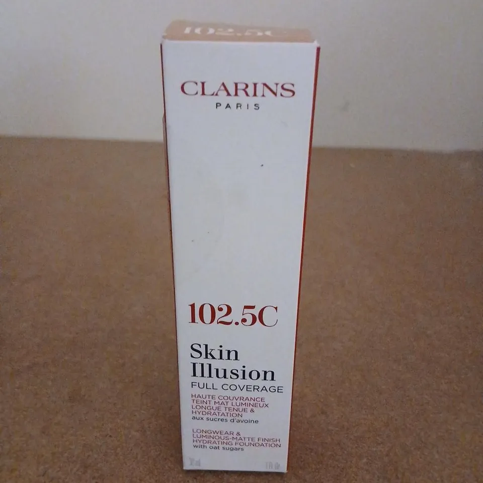 BOXED CLARINS PARIS 102.5C SKIN ILLUSION FULL COVERAGE 30ML
