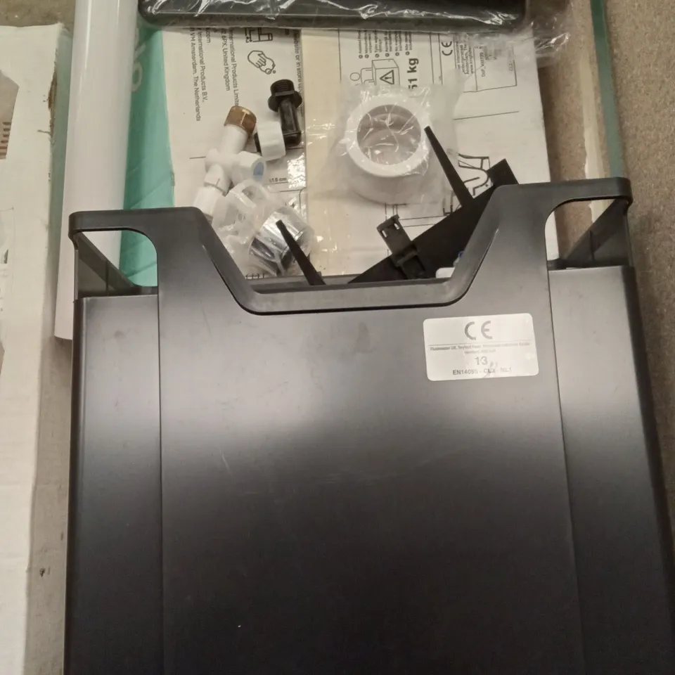 BOXED COOK & LEWIS COMPACT CISTERN