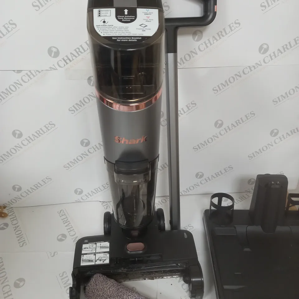 SHARK CORDLESS HYDROVAC 3-IN-1 HARD FLOOR CLEANING SYSTEM WD210UK