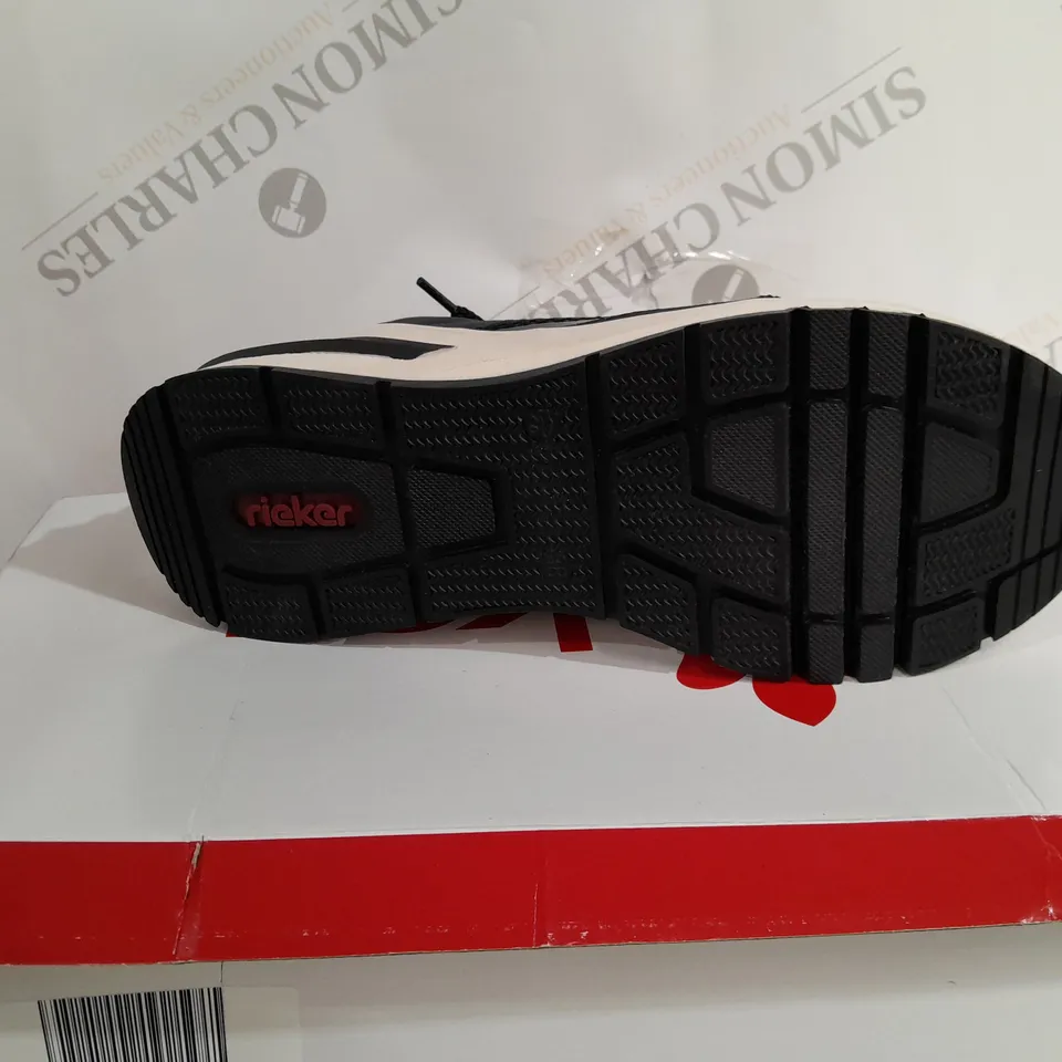 BOXED RIEKER ANTISTRESS NAVY WEDGE TRAINER - SIZE 5