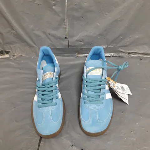 UNBOXED PAIR OF ADIDAS SPEZIAL IN BLUE SIZE UK 7 1/2