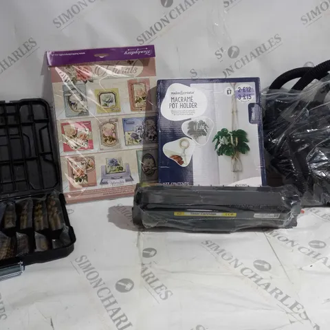 BOX OF APPROXIMATELY 15 ASSORTED ITEMS TO INCLUDE - MAKE CREATE MACRAME POT HOLDER - BLACK HOSE - PRINTER TONER CARTAGE  ECT