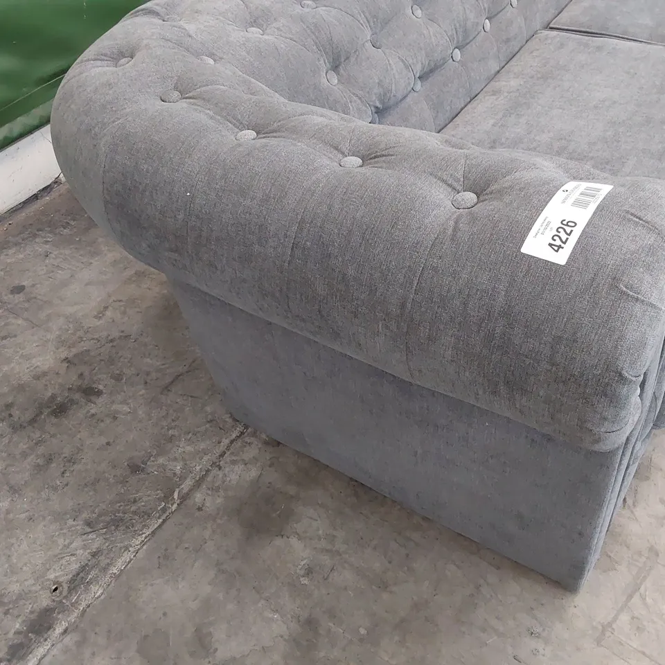 DESIGNER THREE SEATER CHESTERFIELD SOFA GREY PLUSH FABRIC 