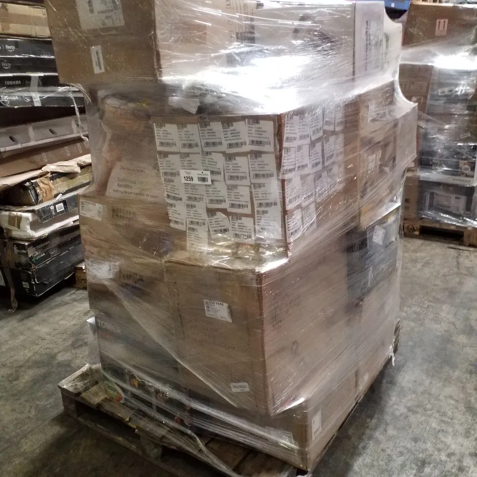 PALLET OF APPROXIMATELY 58 UNPROCESSED RAW RETURN HOUSEHOLD AND ELECTRICAL GOODS TO INCLUDE;
