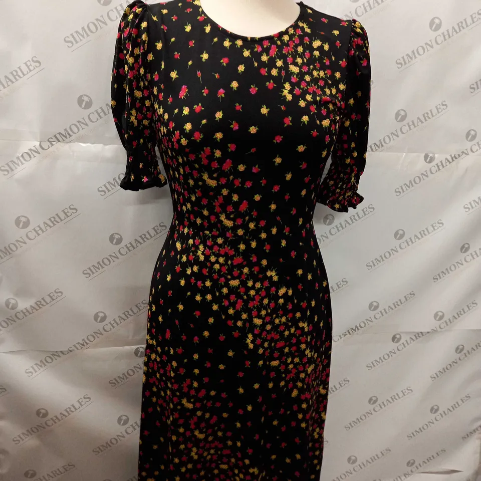 DUSK SHIRRING SIV FLORAL DRESS SIZE 6