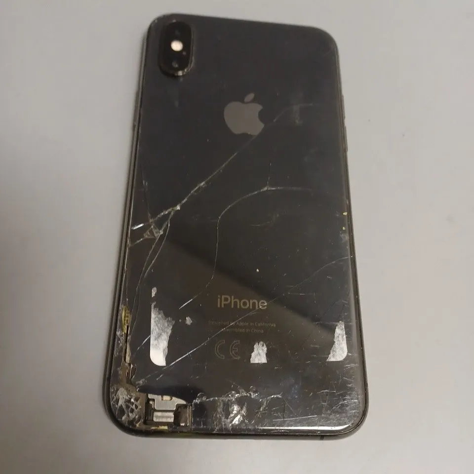 APPLE IPHONE - MODEL UNSPECIFIED