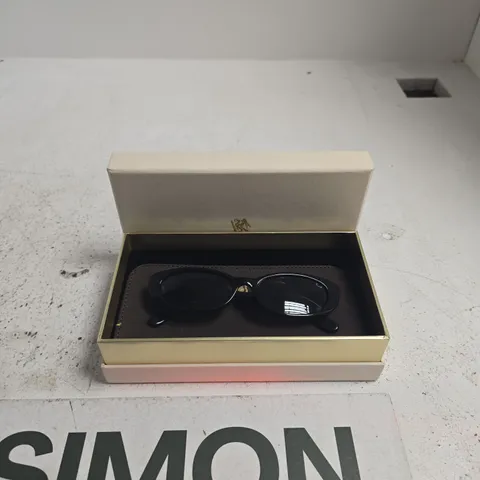 PRAGNELL SUNGLASSES – BLACK FRAME