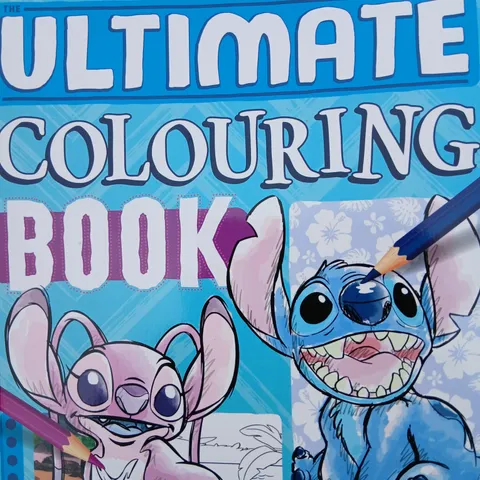PALLET OF APPROXIMATELY 600 DISNEY STITCH ULTIMATE COLOURING BOOKS