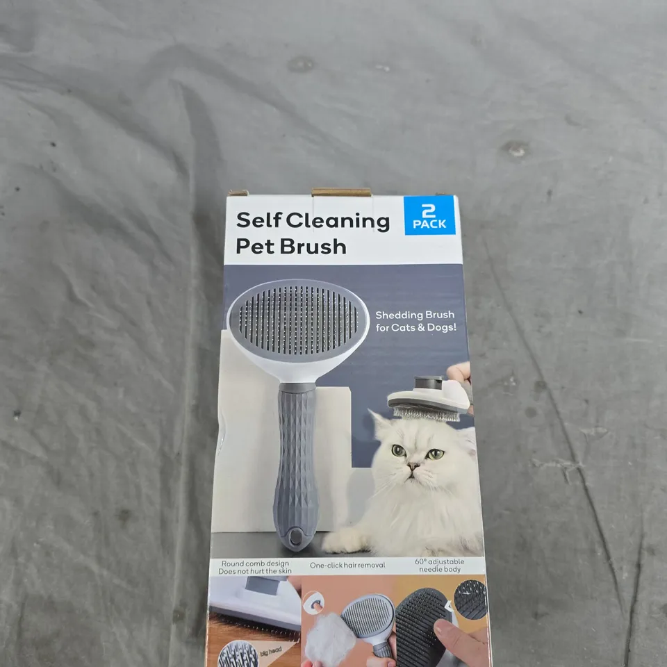 BOX OF APPROXIMATELY 12 ASSORTED ITEMS TO INCLUDE: PET BRUSH AND MICROFIBER CLOTHS