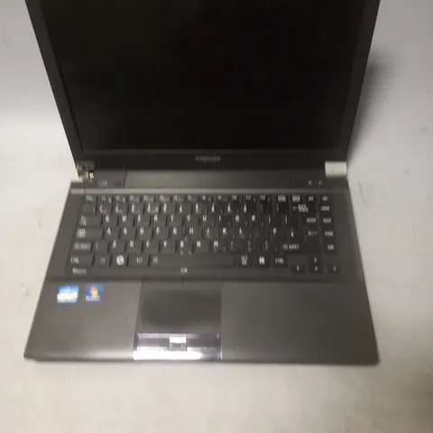 TOSHIBA TECRA R840 CORE I7 LAPTOP