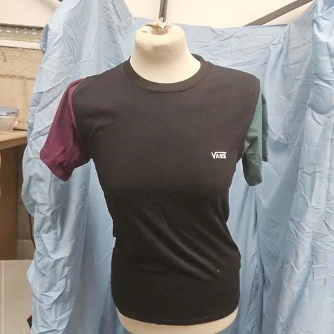VANS CLASSIC FIT T-SHIRT β UK XS, BLACK WITH COLOUR-BLOCK SLEEVES