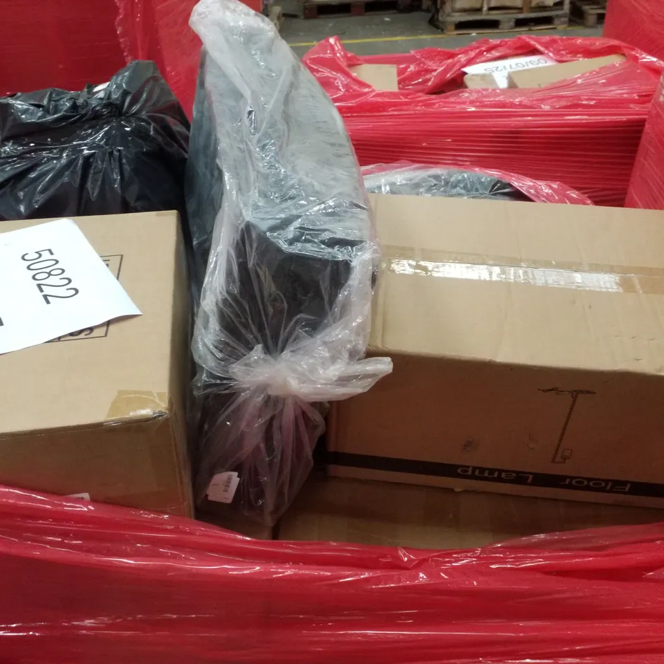 PALLET CONTAINING ASSORTED PRODUCTS INCLUDING FLOOR LAMP, STRIKE SHIELD, REPTILE CAGE & INTELLIGENT DESKTOP FISH TANK