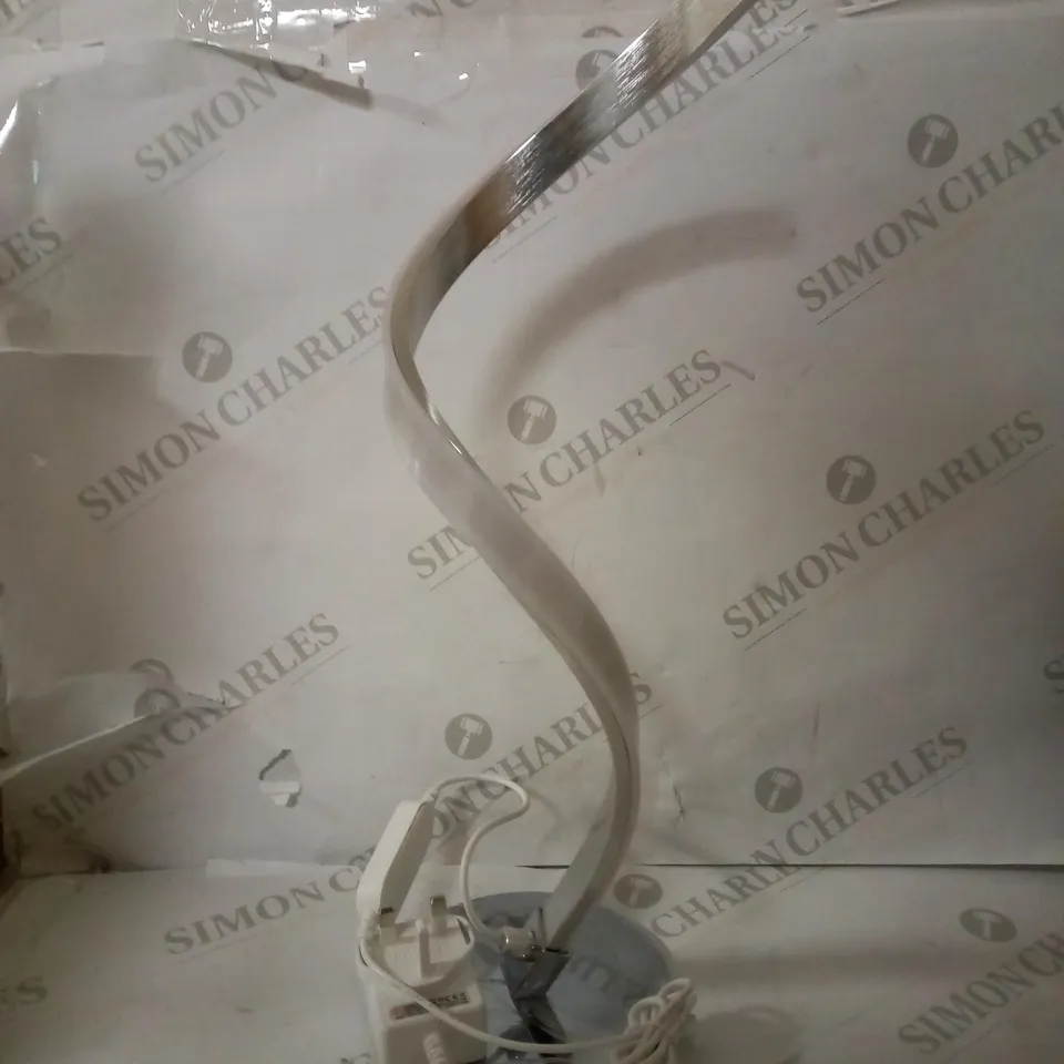 TOM-SHINE TOUCH CONTROL BEDSIDE TABLE LAMP