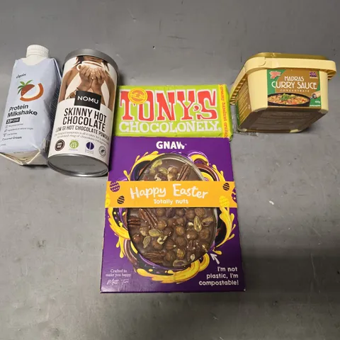 APPROXIMATELY 10 ASSORTED FOOD & DRINK ITEMS TO INCLUDE - GNAW TOTALLY NUTS , TONYS CHOCOLATE BAR , NOMU SKINNY HOT CHOCOLATE ETC