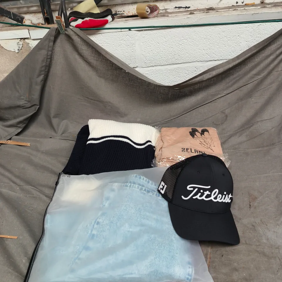 BOX OF APPROXIMATELY 28 ASSORTED CLOTHING ITEMS TO INCLUDE TITLEIST CAP, JEANS, JOGGERS, KNITTED JUMPER ETC