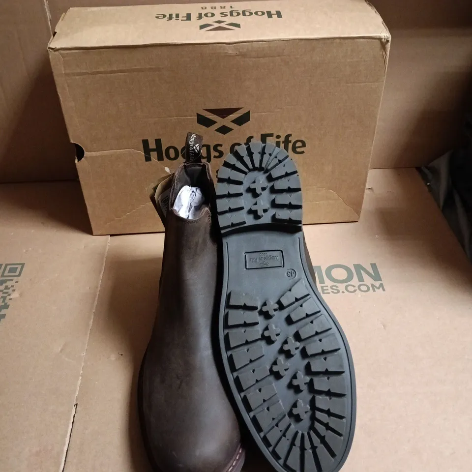 HOGGS OF FIFE LEATHER CHELSEA BOOT – MEN'S BROWN - EUR SIZE 43 