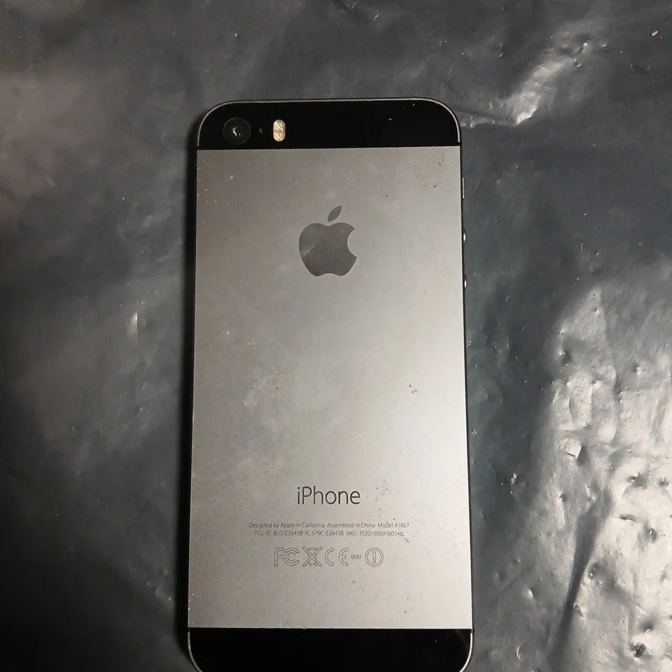 APPLE IPHONE 5S – MODEL A1457