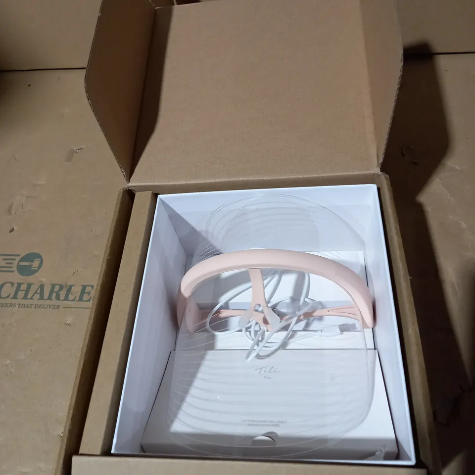 TILI ANTI-AGEING LED FACE MASK