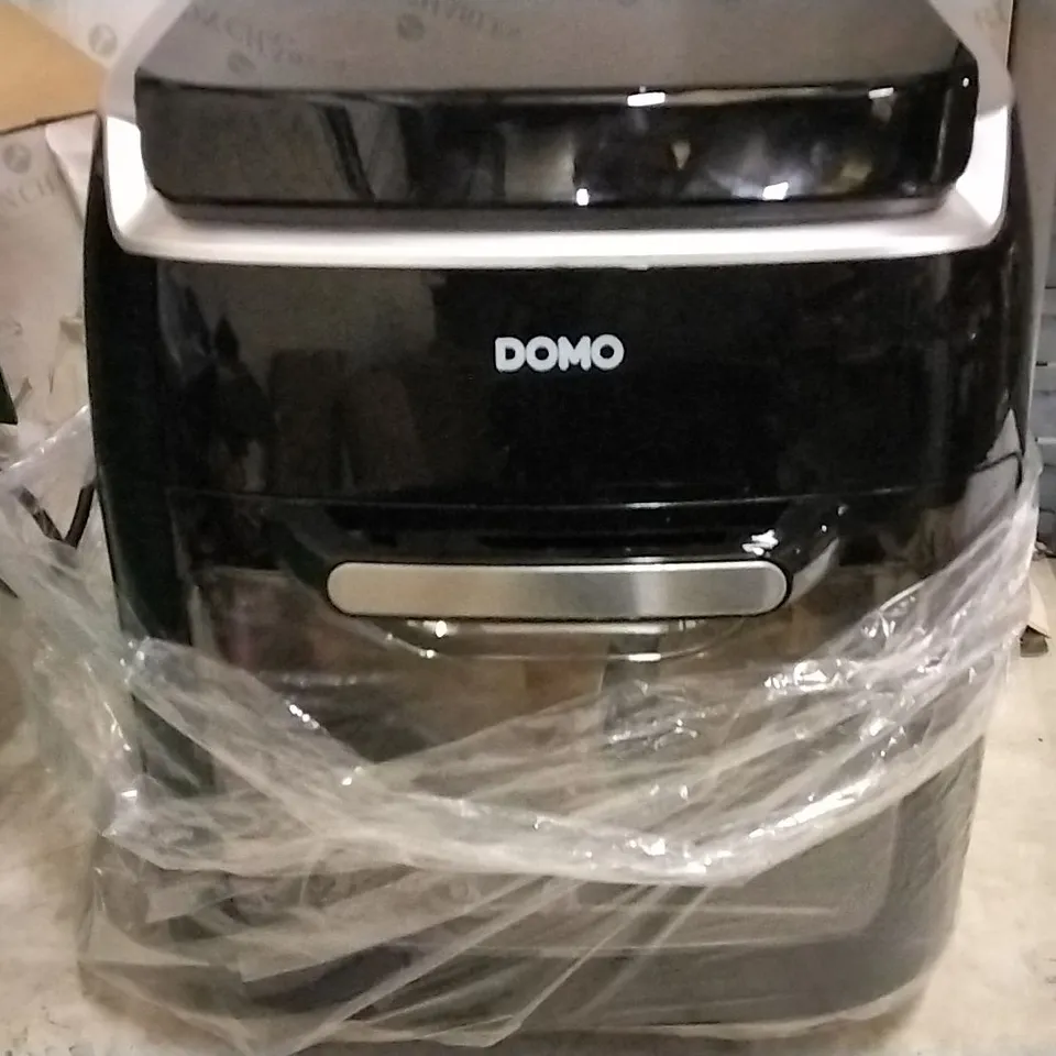 BOXED DOMO DELI FRYER MULTIFUNCTIONAL OVEN