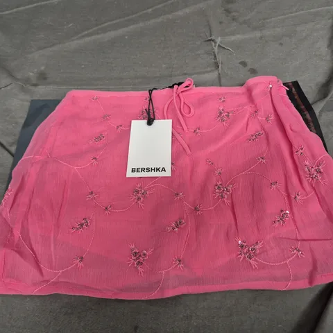 BERSHKA PINK EMBROIDERED SHEER MINI SKIRT – UK 6 (XS)