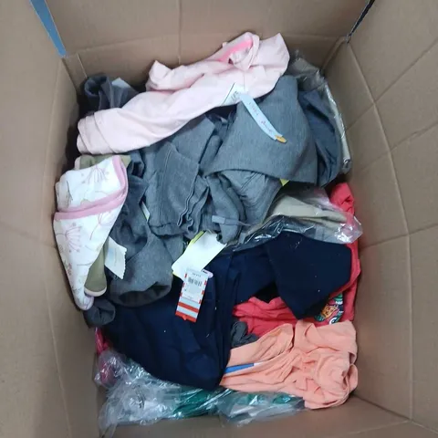 BOX OF APPROXIMATELY 20 ASSORTED CLOTHING ITEMS TO INCLUDE: CAT AND JACK CHINOS 