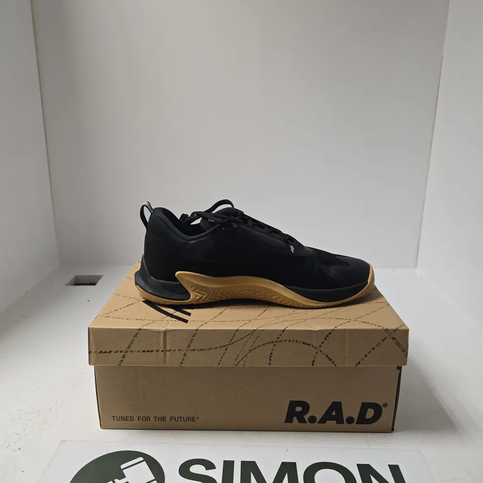 BOXED PAIR OF RAD ONE V2 RUNNING SHOES SIZE 9.5