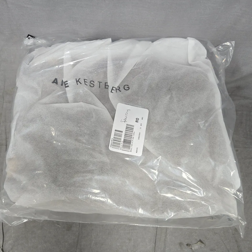 BAGGED AIMEE KSTENBERG ALL FOR LOVE ZIPPED SHOULDER BAG IN COFFEE