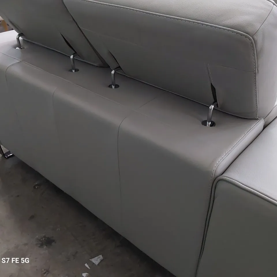 QUALITY ITALIAN DESIGNER ASHLEY TWO SEATER SOFA WITH ADJUSTABLE HEADRESTS GREY LEATHER 