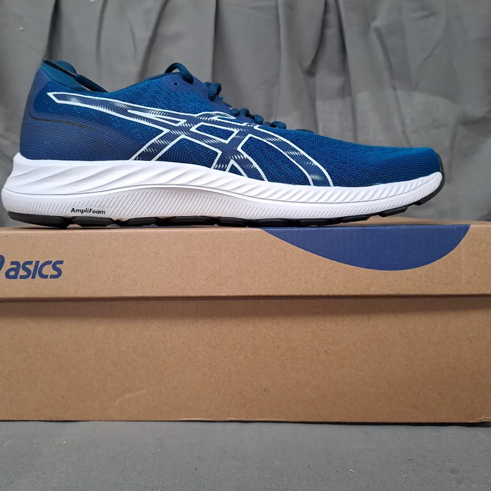 BOXED PAIR OF ASICS GEL-EXCITE 9 SHOES IN BLUE/WHITE UK SIZE 9