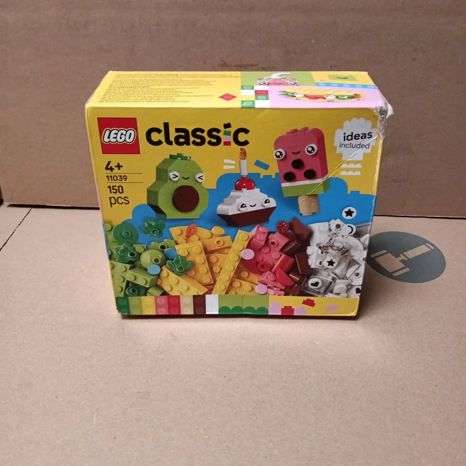 BOXED LEGO CLASSIC SET - 11039