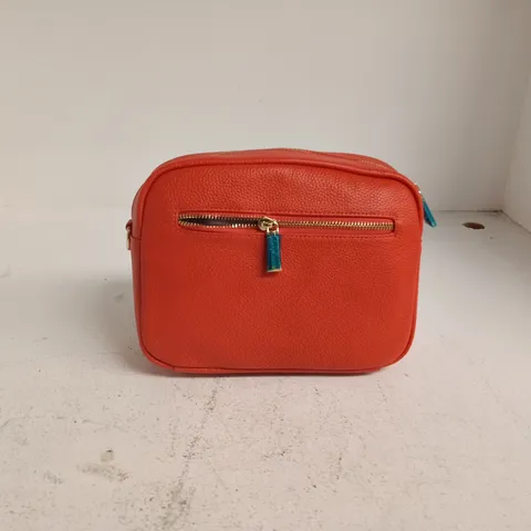 POM POM LONDON 10TH ANNIVERSARY GIFT SET – ORANGE ZIP POUCH + DRAWSTRING BAG