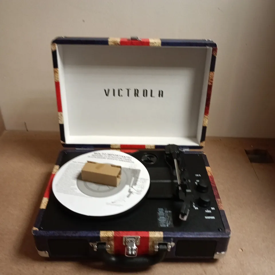 VICTROLA PORTABLE RECORD PLAYER – UNION JACK CASE