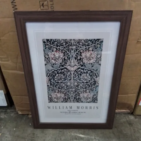 FRAMED HONEYSUCKLE PRINT VOL. 2 BY WILLIAM MORRIS